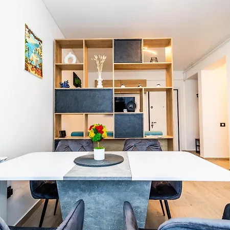 Meraki And Apartment