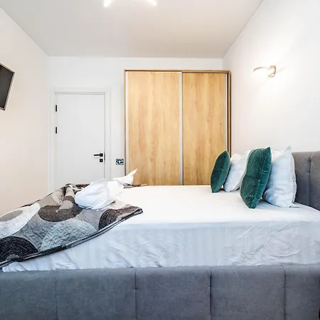 Meraki And 公寓 那沃达利